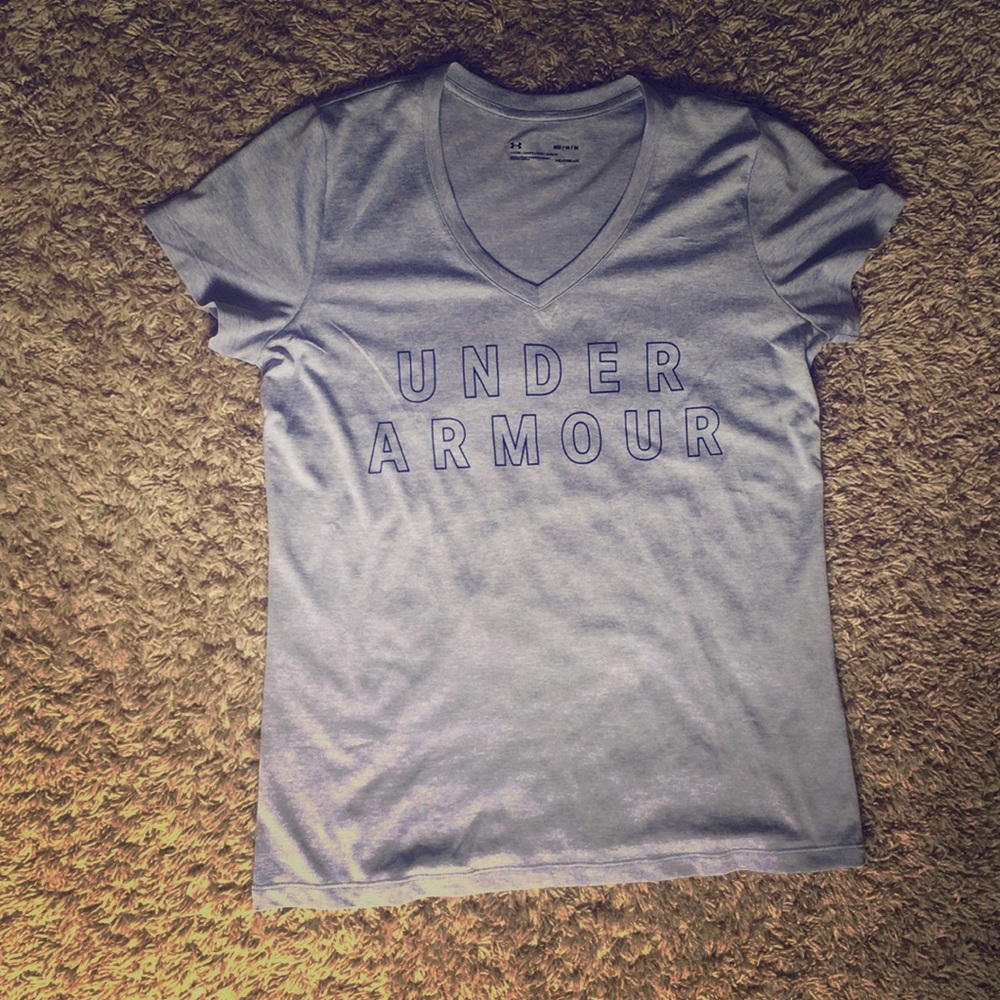 Under armor V-neck T-shirt